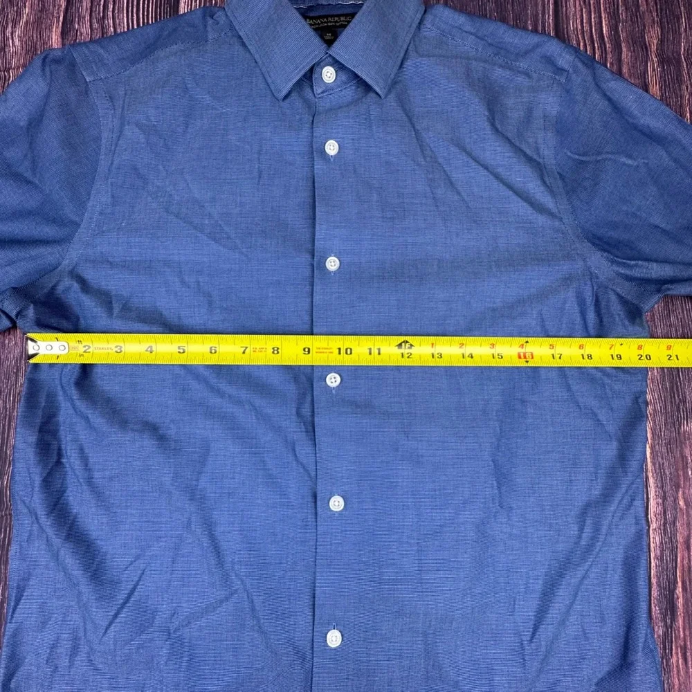 Banana Republic Dress Shirt M Blue Cotton Professional Standard Fit Button Down